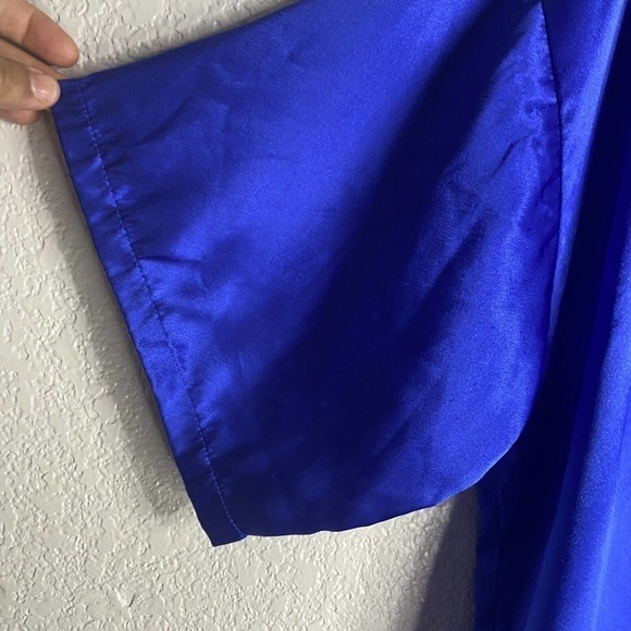 Vintage Victoria’s Secret Gold Label Satin Polyester Blue Button Up Shirt Small - Picture 7 of 7
